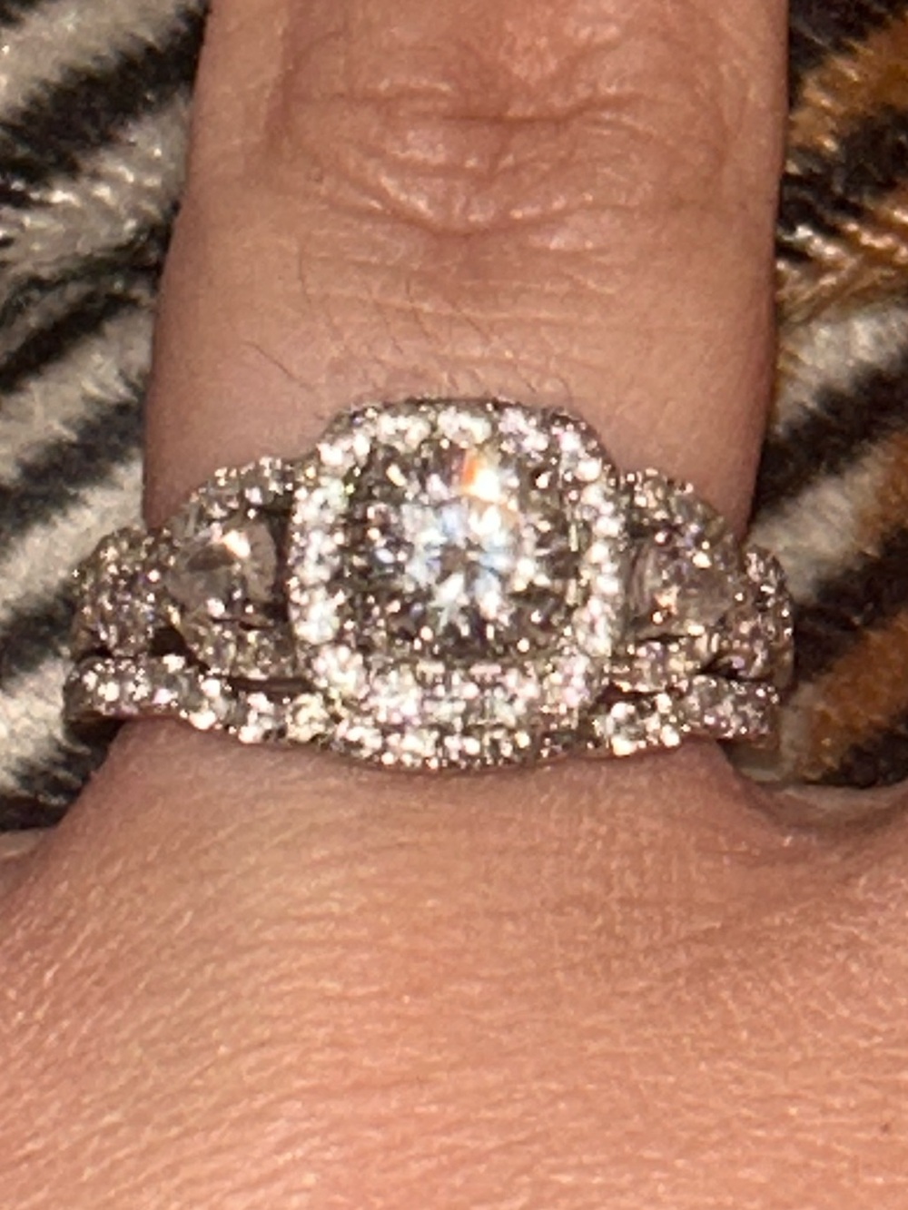 Newshe double halo cushion cut silver wedding set SIZE 8